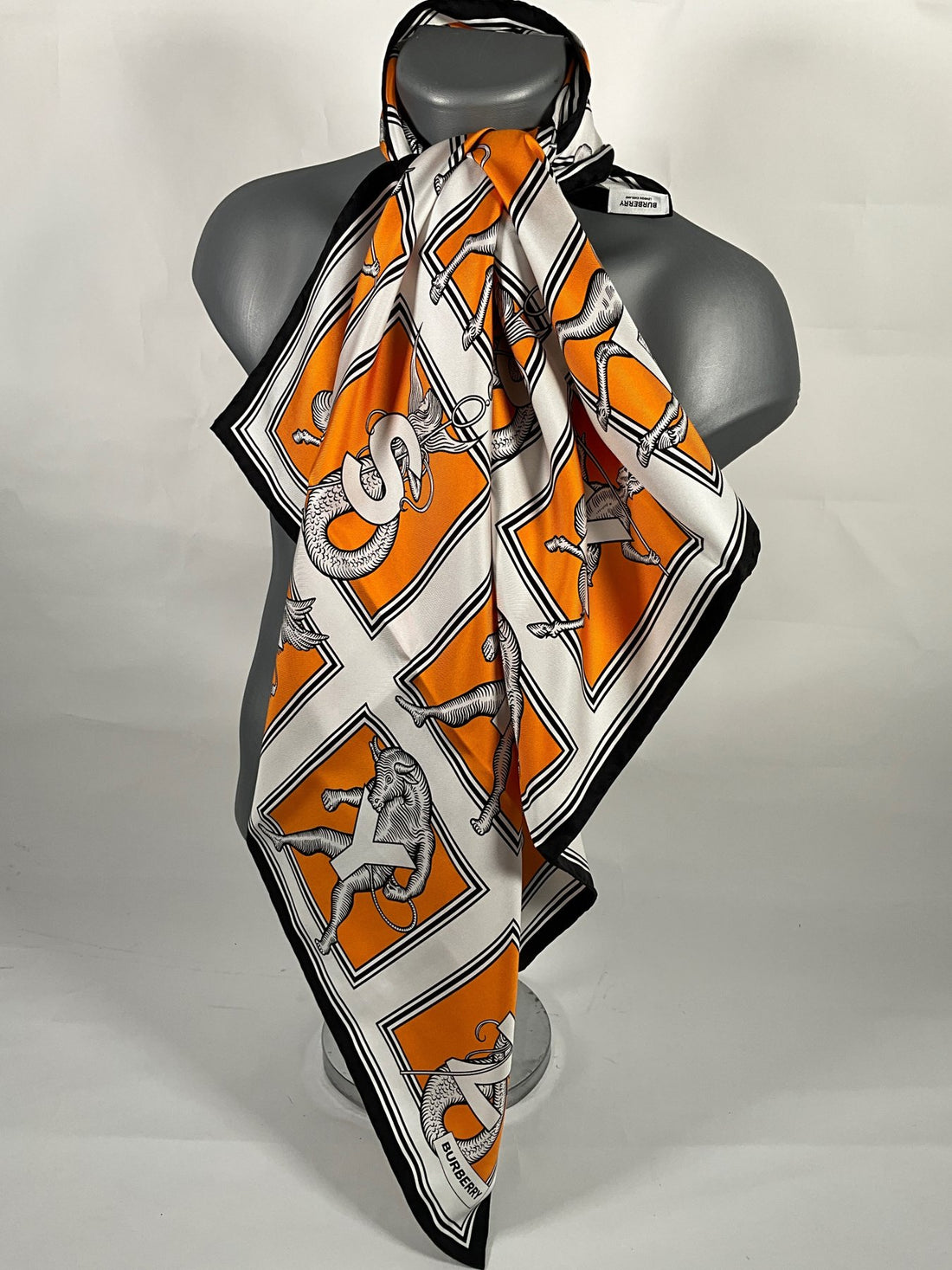 Burberry - Alphabet - Scarf