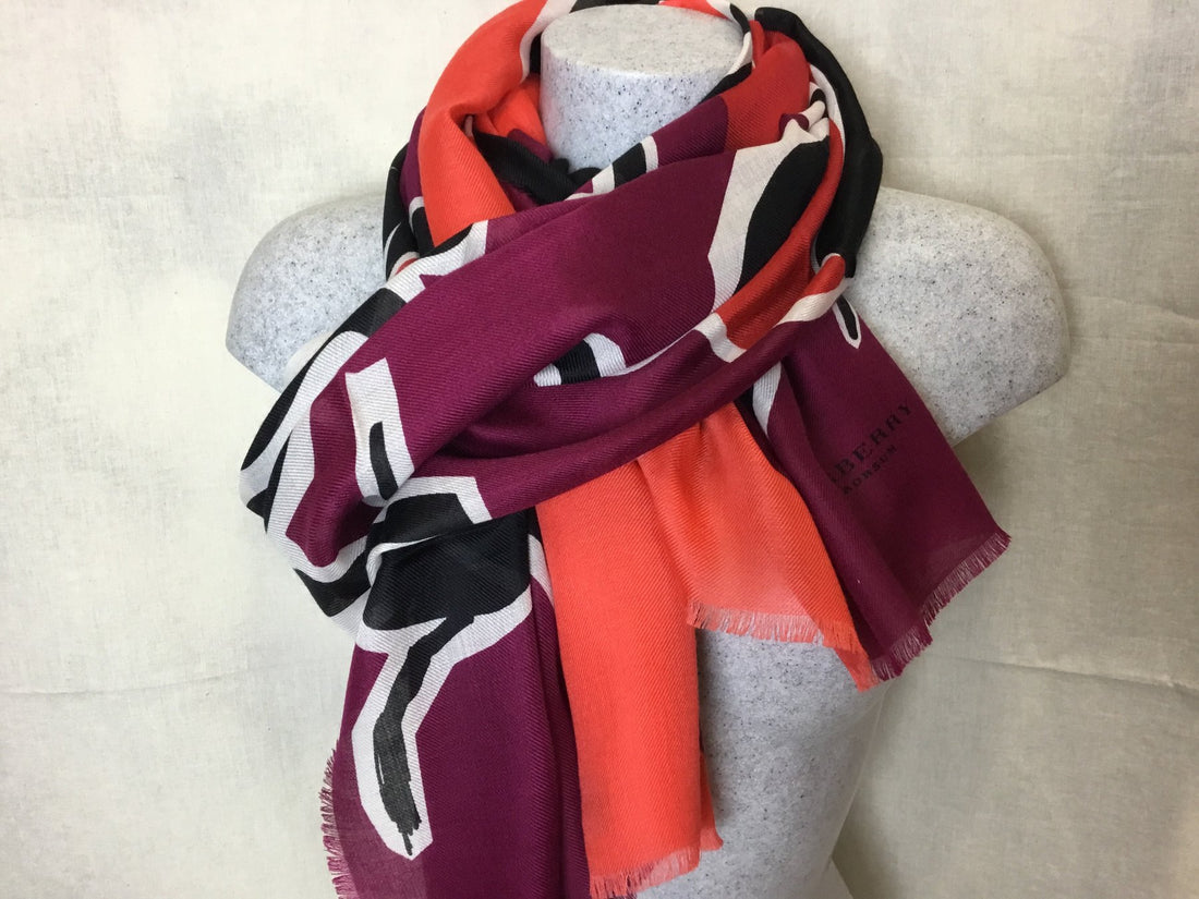 Burberry Cashmere Scarf New